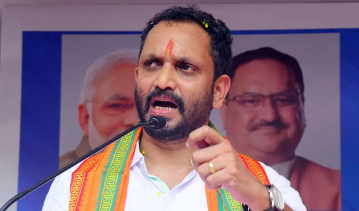 ഞങ്ങൾക്ക് 70 വേണ്ട, 35 സീറ്റുണ്ടെങ്കിൽ സർക്കാറുണ്ടാക്കും; വെല്ലുവിളി ആവർത്തിച്ച് കെ സുരേന്ദ്രൻ ഞങ്ങൾക്ക് 70 വേണ്ട, 35 സീറ്റുണ്ടെങ്കിൽ സർക്കാറുണ്ടാക്കും; വെല്ലുവിളി ആവർത്തിച്ച് കെ സുരേന്ദ്രൻ