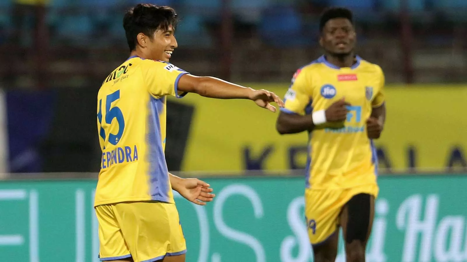 കേരള ബ്ലാസ്റ്റേഴ്സിന്റെ ആ ‘അത്ഭുത താരം’ ക്ലബ്ബ് വിടുന്നു കേരള ബ്ലാസ്റ്റേഴ്സിന്റെ ആ ‘അത്ഭുത താരം’ ക്ലബ്ബ് വിടുന്നു