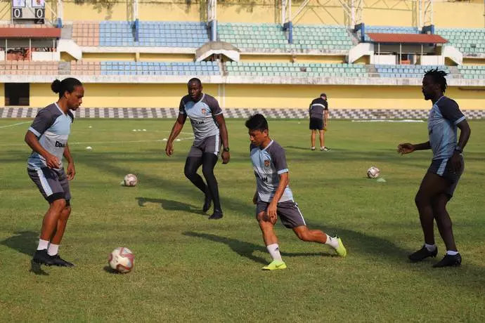 ഗോകുലം ഇന്ന് ഇന്ത്യന് ആരോസിനെതിരെ ഗോകുലം ഇന്ന് ഇന്ത്യന് ആരോസിനെതിരെ