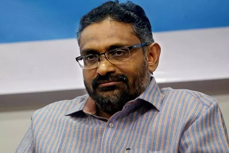 കത്തോലിക്കാസഭ ഒരു കന്യാസ്ത്രീയെയും അവരുടെ പുസ്തകത്തെയും പേടിക്കുന്നത് എന്തിനാണെന്ന് ബെന്യാമിന് കത്തോലിക്കാസഭ ഒരു കന്യാസ്ത്രീയെയും അവരുടെ പുസ്തകത്തെയും പേടിക്കുന്നത് എന്തിനാണെന്ന് ബെന്യാമിന്