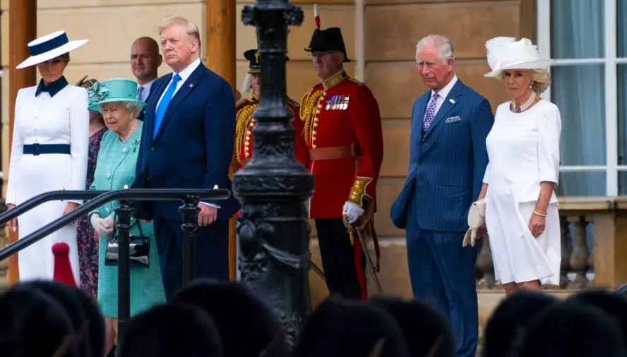 ഔദ്യോഗിക സന്ദര്ശനത്തിനായി ട്രംപ് ബ്രിട്ടണിലെത്തി ഔദ്യോഗിക സന്ദര്ശനത്തിനായി ട്രംപ് ബ്രിട്ടണിലെത്തി