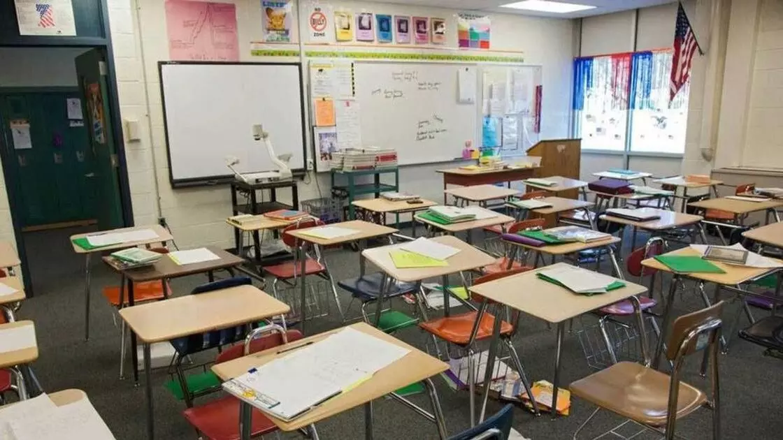 യു.എ.ഇ സ്കൂളുകൾ സെപ്റ്റംബറിൽ സജീവമാകും യു.എ.ഇ സ്കൂളുകൾ സെപ്റ്റംബറിൽ സജീവമാകും