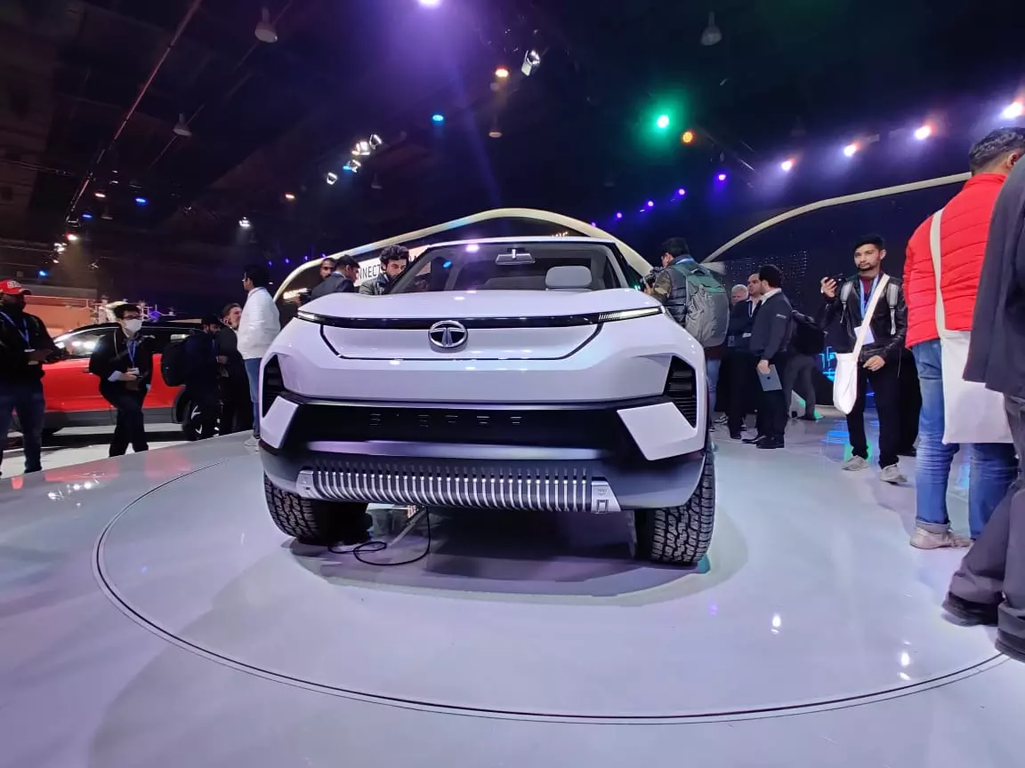 ടാറ്റ സിയറക്ക് പുനർജന്മം; പുതിയ ലുക്ക് കണ്ടാൽ ഞെട്ടും ടാറ്റ സിയറക്ക് പുനർജന്മം; പുതിയ ലുക്ക് കണ്ടാൽ ഞെട്ടും