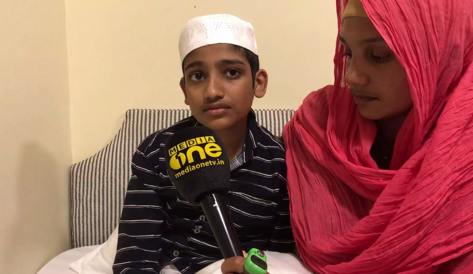 അര്ബുദത്തിനൊടുവില് അവസാനമായി പിതാവിനെ കാണാന് മലയാളി വിദ്യാര്ഥി മക്കയില്; ജീസാന് ജയിലിലുള്ള പിതാവിനെ അവസാനമായി കാണാന് സഹായം വേണം അര്ബുദത്തിനൊടുവില് അവസാനമായി പിതാവിനെ കാണാന് മലയാളി വിദ്യാര്ഥി മക്കയില്; ജീസാന് ജയിലിലുള്ള പിതാവിനെ അവസാനമായി കാണാന് സഹായം വേണം