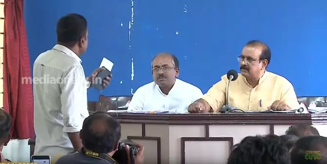 അല്‍പം പഴയ കേസിന്‍റെ പുനരന്വേഷണം  