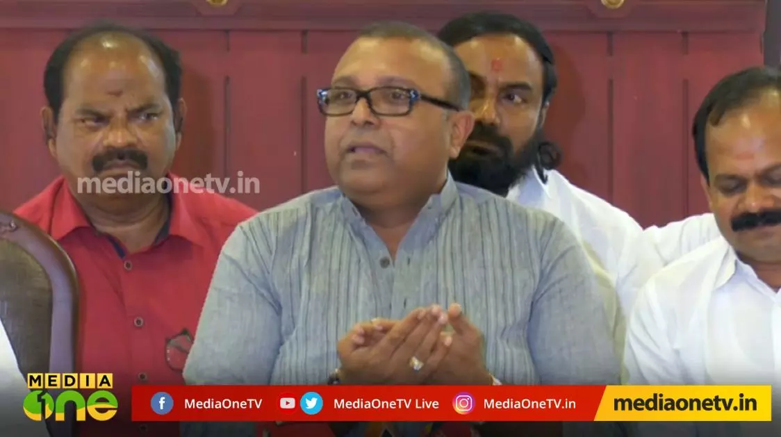 കണക്കൊക്കെ ക്ലിയര്‍ ആണ്, രണ്ട് ഭാഗത്തും കാശാണല്ലോ...