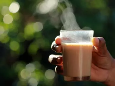 രാവിലെ ഒരു കപ്പ് ചായ കുടിക്കുന്നത് എത്രമാത്രം നല്ലതാണ്? രാവിലെ ഒരു കപ്പ് ചായ കുടിക്കുന്നത് എത്രമാത്രം നല്ലതാണ്?