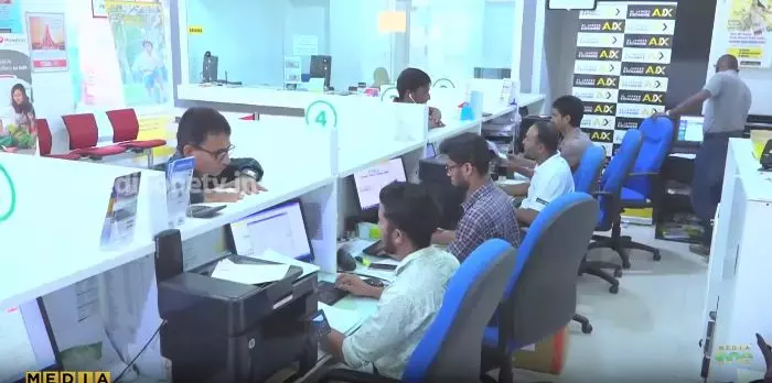 സൗദിയില് നിന്ന് വിദേശങ്ങളിലേക്ക് അയക്കുന്ന പണത്തില് വീണ്ടും കുറവ് സൗദിയില് നിന്ന് വിദേശങ്ങളിലേക്ക് അയക്കുന്ന പണത്തില് വീണ്ടും കുറവ്