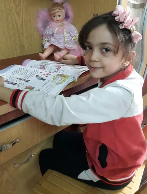 ജനങ്ങള് പ്രാണികളെപ്പോലെ മരിച്ചുവീഴുന്നു.. ബോംബുകള് മഴപോലെ വന്നുപതിക്കുന്നു.. ജനങ്ങള് പ്രാണികളെപ്പോലെ മരിച്ചുവീഴുന്നു.. ബോംബുകള് മഴപോലെ വന്നുപതിക്കുന്നു..