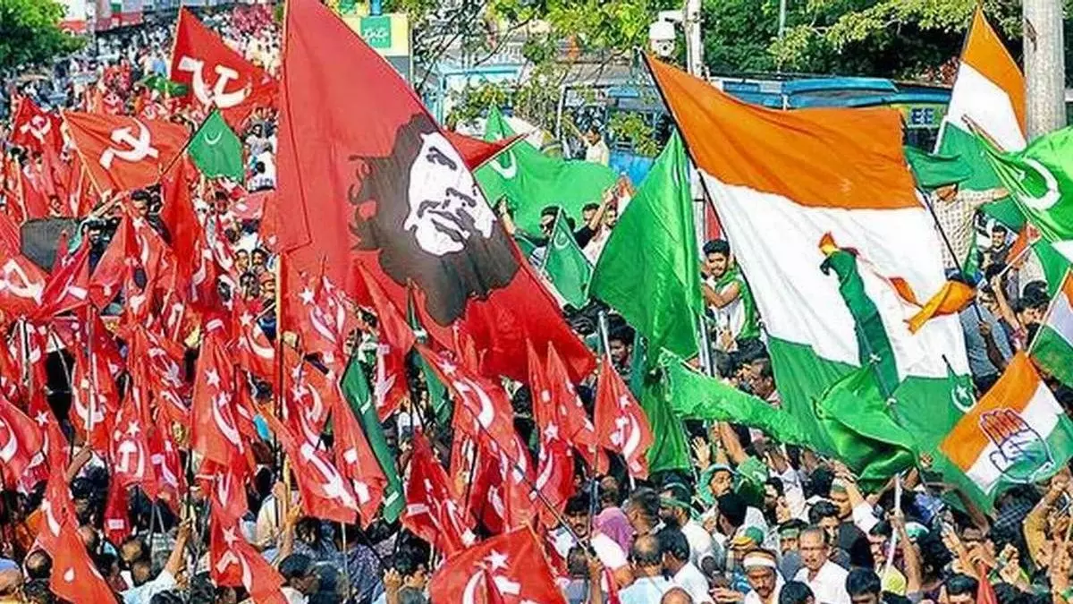 മുന്നില് നിര്ണായക ദിവസങ്ങള്; പ്രചാരണം അവസാന ലാപ്പില് മുന്നില് നിര്ണായക ദിവസങ്ങള്; പ്രചാരണം അവസാന ലാപ്പില്