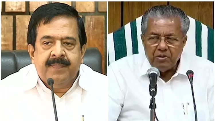 കത്തി തീരാതെ ബോംബ് വിവാദം; വാക്പോര് തുടരുന്നു കത്തി തീരാതെ ബോംബ് വിവാദം; വാക്പോര് തുടരുന്നു