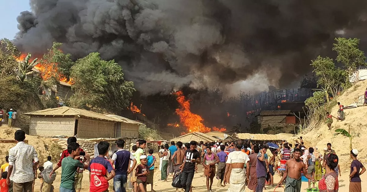 ബംഗ്ലാദേശില്‍ റോഹിങ്ക്യൻ അഭയാർത്ഥി ക്യാമ്പിൽ വൻ തീപിടുത്തം