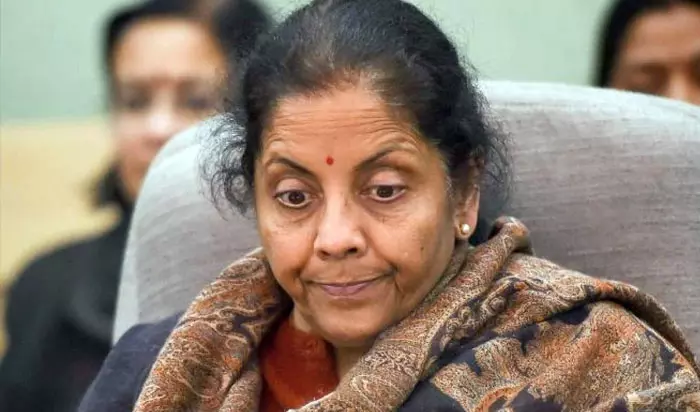 പുതിയ സാമ്പത്തിക വർഷം; ആദ്യ ചുവടില് തന്നെ ഇടറിവീണ് ധനമന്ത്രി നിർമല സീതാരാമൻ പുതിയ സാമ്പത്തിക വർഷം; ആദ്യ ചുവടില് തന്നെ ഇടറിവീണ് ധനമന്ത്രി നിർമല സീതാരാമൻ