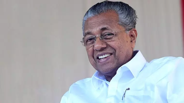സൈബർ പോരാളികൾക്ക് അഭിനന്ദനവുമായി മുഖ്യമന്ത്രി പിണറായി വിജയൻ സൈബർ പോരാളികൾക്ക് അഭിനന്ദനവുമായി മുഖ്യമന്ത്രി പിണറായി വിജയൻ