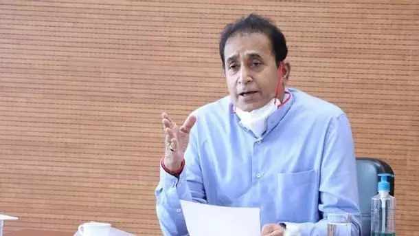 മഹാരാഷ്ട്ര ആഭ്യന്തര മന്ത്രിക്കെതിരായ അഴിമതി ആരോപണം; രാജിവെക്കില്ലെന്ന് പാര്‍ട്ടി