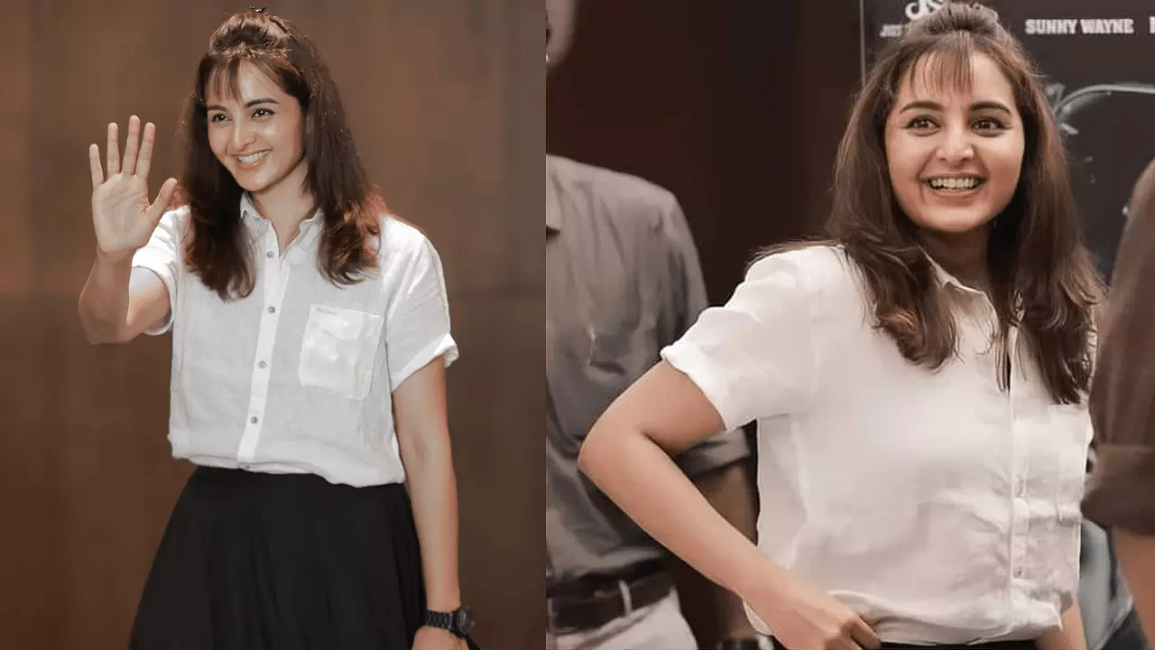 സോഷ്യല് മീഡിയയില് ട്രെന്റിങായി മഞ്ജു വാര്യരുടെ കിടിലന് മേക്ക് ഓവര്, ചിത്രങ്ങള് കാണാം സോഷ്യല് മീഡിയയില് ട്രെന്റിങായി മഞ്ജു വാര്യരുടെ കിടിലന് മേക്ക് ഓവര്, ചിത്രങ്ങള് കാണാം