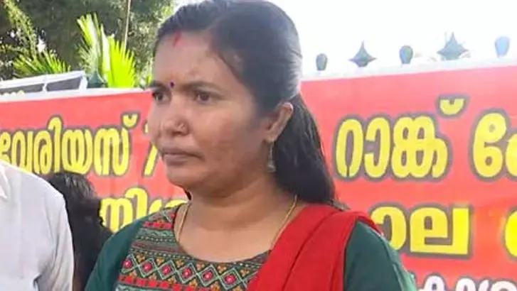 സർക്കാറിനെതിരെ വോട്ട് ചെയ്യണമെന്ന് ആവശ്യപ്പെട്ടിട്ടില്ല: ലാസ്റ്റ് ഗ്രേഡ് റാങ്ക് ഹോൾഡേഴ്സ് അസോസിയേഷൻ സർക്കാറിനെതിരെ വോട്ട് ചെയ്യണമെന്ന് ആവശ്യപ്പെട്ടിട്ടില്ല: ലാസ്റ്റ് ഗ്രേഡ് റാങ്ക് ഹോൾഡേഴ്സ് അസോസിയേഷൻ