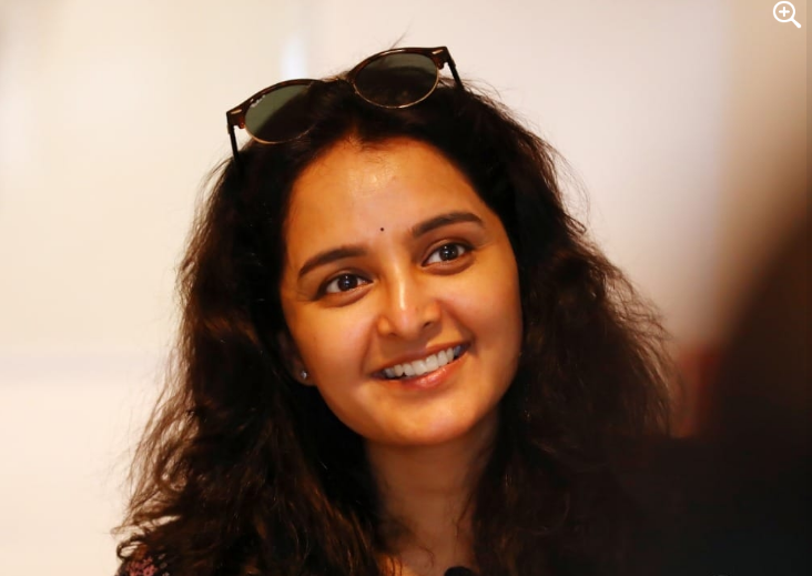 നൂറിലധികം പേരെ ഫോണില്‍ ബ്ലോക്ക് ചെയ്തിട്ടുണ്ടെന്ന് മഞ്ജു വാര്യര്‍