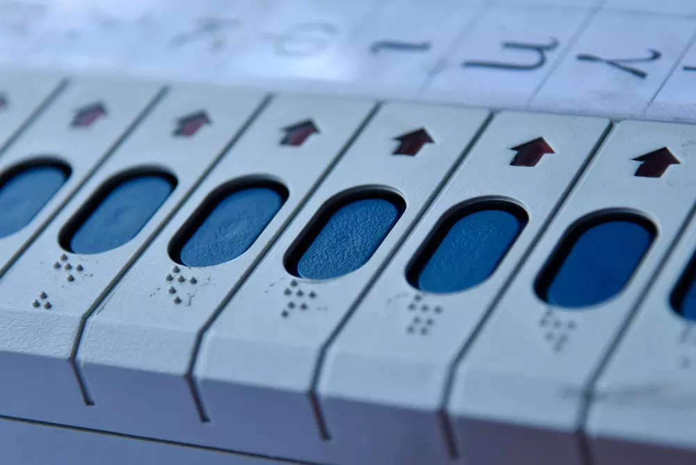 പോളിങ് ബൂത്തിൽ 90 വോട്ടർമാർ , പോൾ ചെയ്തത് 181 വോട്ട് ! പോളിങ് ബൂത്തിൽ 90 വോട്ടർമാർ , പോൾ ചെയ്തത് 181 വോട്ട് !