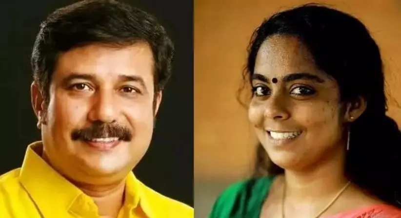ഇത് പാൽ സൊസൈറ്റിയിലേക്കുള്ള തെരഞ്ഞെടുപ്പല്ല; അരിത ബാബുവിനെ പരിഹസിച്ച് എ എം ആരിഫ്