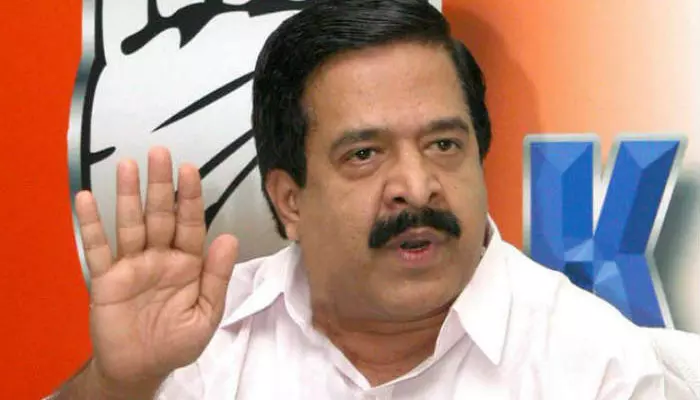 നിരീശ്വരവാദിയായ പിണറായി അയ്യപ്പന്റെ കാല് പിടിക്കുന്നുവെന്ന് ചെന്നിത്തല നിരീശ്വരവാദിയായ പിണറായി അയ്യപ്പന്റെ കാല് പിടിക്കുന്നുവെന്ന് ചെന്നിത്തല