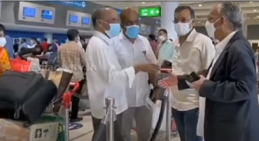 കോവിഡ്; തെരഞ്ഞെടുപ്പിൽ ഗൾഫ് പ്രവാസികളുടെ പങ്കാളിത്തം കുറയും