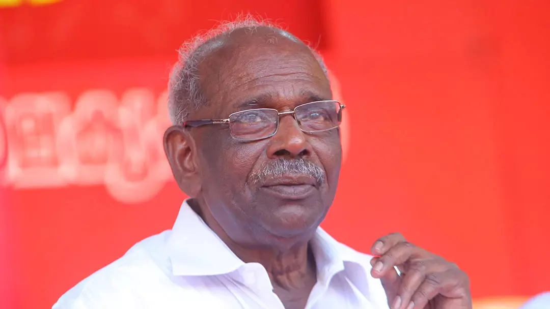 അച്ചാ ദിന്‍ ആഗയാ; പെട്രോള്‍ വില നൂറ് കടന്നത് ആഘോഷിച്ച് എം.എം മണി