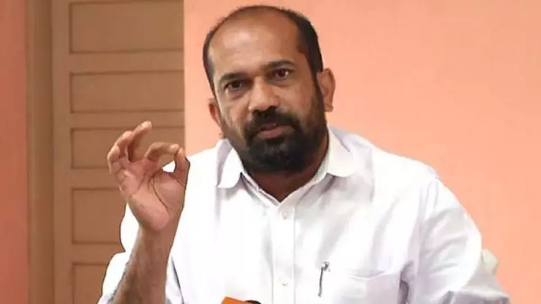 പോസ്റ്റൽ വോട്ടിലും ഇരട്ട വോട്ട് ആരോപണവുമായി അനിൽ അക്കരയും പോസ്റ്റൽ വോട്ടിലും ഇരട്ട വോട്ട് ആരോപണവുമായി അനിൽ അക്കരയും