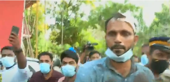 പൊലീസ് അകാരണമായി മര്‍ദ്ദിച്ചെന്ന് പാനൂരിലെ ലീഗ് പ്രവര്‍ത്തകന്‍; ഫൈസലിനെ കോടതിയില്‍ ഹാജരാക്കിയത് രക്തം പുരണ്ട വസ്ത്രത്തില്‍