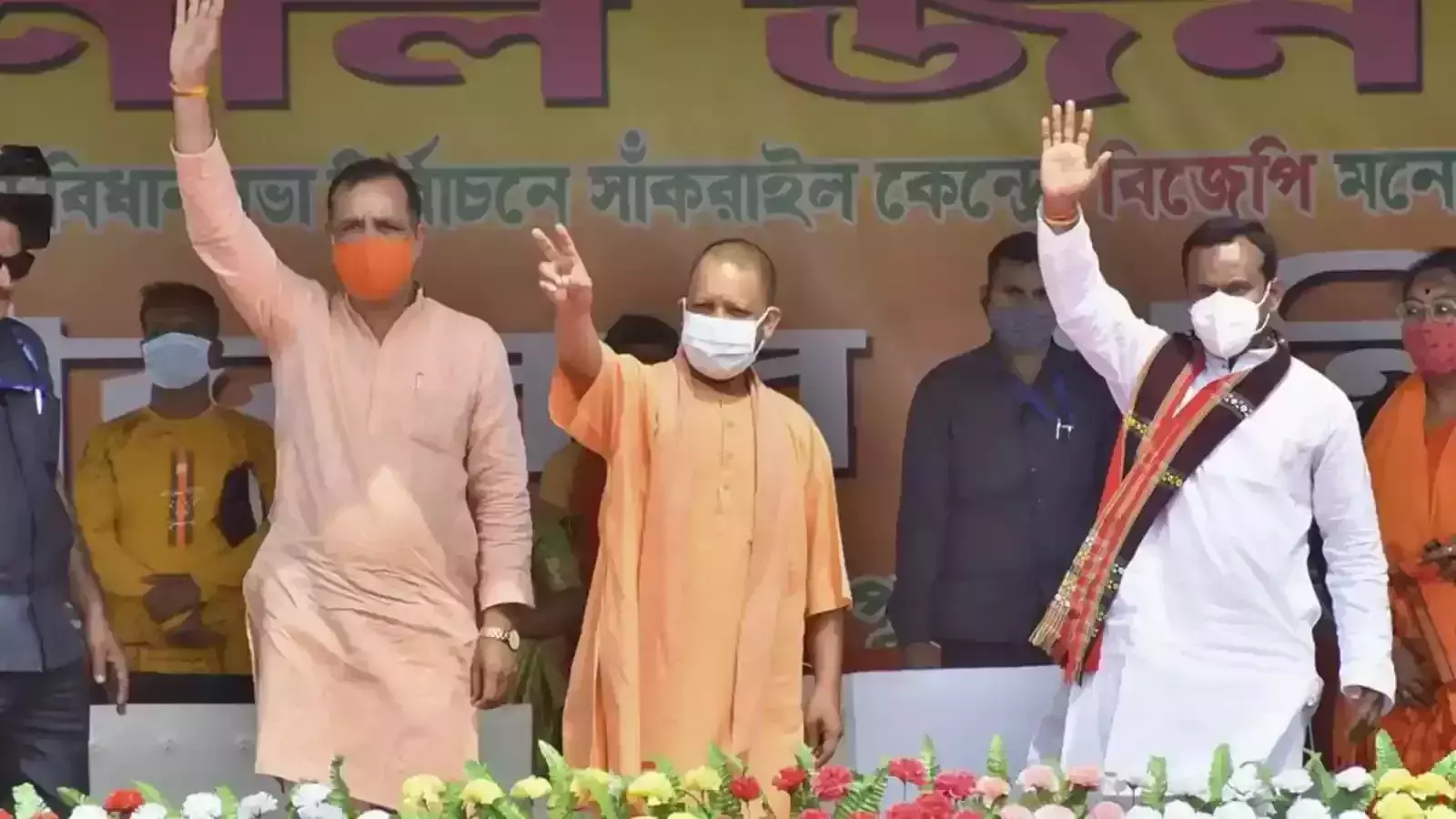 സ്ത്രീ സുരക്ഷ മുഖ്യം; അധികാരത്തിലെത്തിയാൽ ബം​ഗാളിൽ ആന്റി റോമിയോ സ്ക്വാഡ് രൂപീകരിക്കുമെന്ന് യോ​ഗി