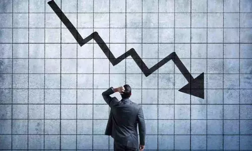 കോവിഡ് നിയന്ത്രണങ്ങൾ കേരളത്തിന്റെ സാമ്പത്തിക വളർച്ചയിൽ ഇടിവുണ്ടാക്കിയെന്ന് റിപ്പോർട്ട്