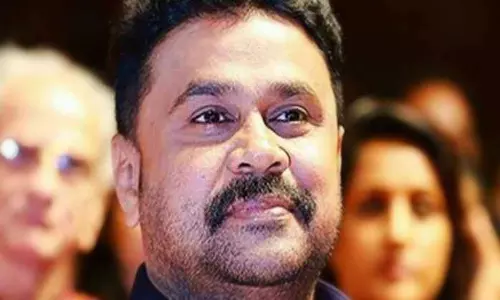 ദിലീപിനെ അമ്മയിലേക്ക് തിരിച്ചെടുത്തതില് വിമര്ശനമുയരുന്നു ദിലീപിനെ അമ്മയിലേക്ക് തിരിച്ചെടുത്തതില് വിമര്ശനമുയരുന്നു