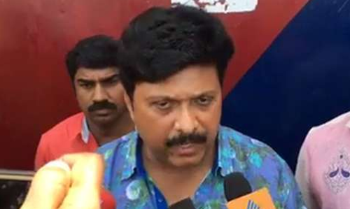 ഗണേഷ് കുമാറിനെതിരെ പൊലീസ്