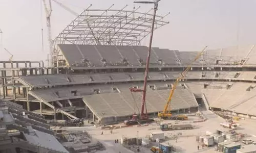 അല് ബൈത്ത് സ്റ്റേഡിയത്തിന് മേല്ക്കൂര ഉയരുന്നു അല് ബൈത്ത് സ്റ്റേഡിയത്തിന് മേല്ക്കൂര ഉയരുന്നു