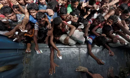 റാഖെയിനിലെ റോഹിങ്ക്യന്‍ അഭയാര്‍ഥികളുടെ ദുരിതം ആരംഭിച്ചിട്ട് ഒരു മാസം