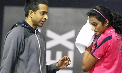 സിന്ധുവിനെ പുകഴ്ത്തി ഗോപീചന്ദ് സിന്ധുവിനെ പുകഴ്ത്തി ഗോപീചന്ദ്