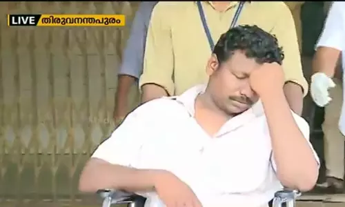 യൂണിവേഴ്സിറ്റി കോളജില് എസ്എഫ്ഐയുടെ അതിക്രമം: ഫ്രറ്റേണിറ്റി പ്രവര്ത്തകരെ മര്ദ്ദിച്ചു യൂണിവേഴ്സിറ്റി കോളജില് എസ്എഫ്ഐയുടെ അതിക്രമം: ഫ്രറ്റേണിറ്റി പ്രവര്ത്തകരെ മര്ദ്ദിച്ചു
