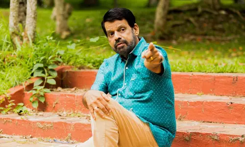 പറവയില്‍ ജീവനുള്ള വാപ്പയേയും ഉമ്മയേയും കണ്ടു: ബാലചന്ദ്ര മേനോന്‍