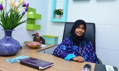 അച്ഛന് മാത്രമല്ല അവകാശം, 24 വയസ്സുള്ള പെണ്കുട്ടിക്ക് സ്വയം തെരഞ്ഞെടുപ്പിനുള്ള അവകാശമുണ്ട്: സുപ്രീംകോടതി അച്ഛന് മാത്രമല്ല അവകാശം, 24 വയസ്സുള്ള പെണ്കുട്ടിക്ക് സ്വയം തെരഞ്ഞെടുപ്പിനുള്ള അവകാശമുണ്ട്: സുപ്രീംകോടതി