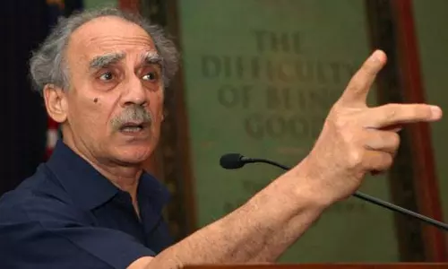 നോട്ട് അസാധുവാക്കല് സര്ക്കാര് ആസൂത്രണം ചെയ്ത കള്ളപ്പണം വെളുപ്പിക്കല് പദ്ധതി: ഷൂരി നോട്ട് അസാധുവാക്കല് സര്ക്കാര് ആസൂത്രണം ചെയ്ത കള്ളപ്പണം വെളുപ്പിക്കല് പദ്ധതി: ഷൂരി