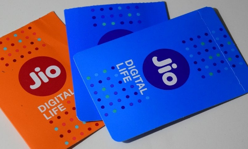 ജിയോ സൗജന്യ വോയ്‌സ് കോളില്‍ നിയന്ത്രണം ഏർപ്പെടുത്തുന്നു