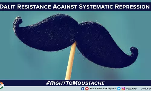 ഗുജറാത്തില് ജാതിവിവേചനത്തിനെതിരെ മീശ പിരിച്ച് സമരം ഗുജറാത്തില് ജാതിവിവേചനത്തിനെതിരെ മീശ പിരിച്ച് സമരം