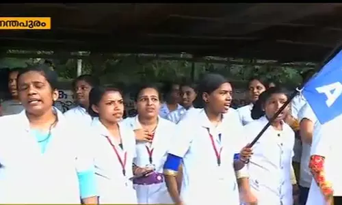 നഴ്സുമാരുടെ ശമ്പള വര്‍ധനവ് അംഗീകരിക്കാനാവില്ലെന്ന നിലപാടിലുറച്ച് ആശുപത്രി മാനേജ്മെന്‍റുകള്‍.