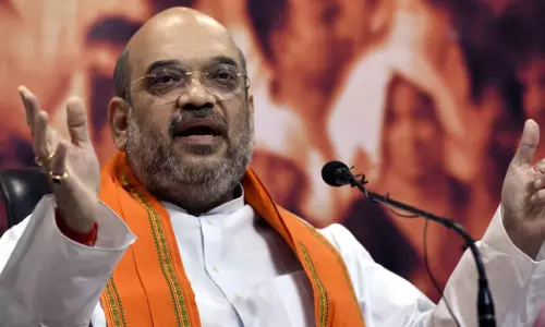 അമിത്ഷായുടെ പിന്മാറ്റം ബിജെപിക്ക് തിരിച്ചടിയാവുന്നു അമിത്ഷായുടെ പിന്മാറ്റം ബിജെപിക്ക് തിരിച്ചടിയാവുന്നു