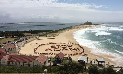 ആസ്ട്രേലിയയില് അദാനിയുടെ കല്ക്കരി ഖനിക്കെതിരെ വന് പ്രതിഷേധം ആസ്ട്രേലിയയില് അദാനിയുടെ കല്ക്കരി ഖനിക്കെതിരെ വന് പ്രതിഷേധം