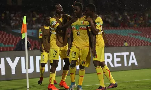 തുര്‍ക്കിക്ക് മാലിയുടെ ഗോള്‍മാല