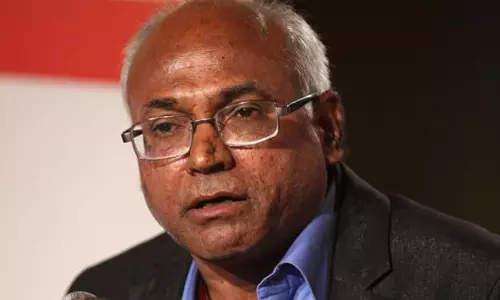 കാഞ്ച ഐലയ്യ വീട്ടുതടങ്കലില്‍