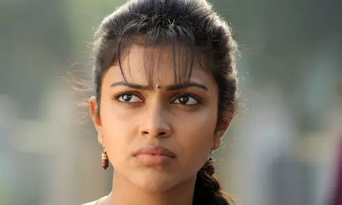 ഇന്ത്യന്‍ പൗരത്വമുള്ള എനിക്ക് രാജ്യത്ത് എവിടെയും ജോലിചെയ്യാം, സ്വത്ത് സമ്പാദിക്കാം: അമലാ പോള്‍