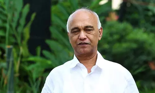 ജനകീയ സമരങ്ങളെ അടിച്ചമർത്തുന്നത് സർക്കാർ നയമല്ല: എളമരം കരീം ജനകീയ സമരങ്ങളെ അടിച്ചമർത്തുന്നത് സർക്കാർ നയമല്ല: എളമരം കരീം