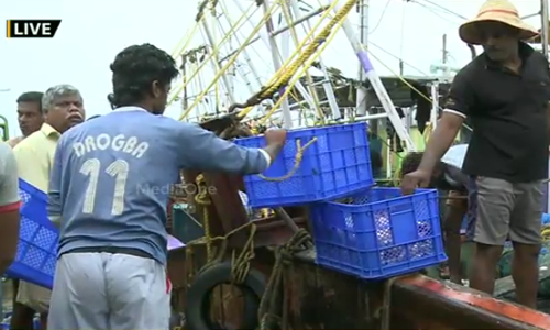 ജി എസ് ടി പിന്‍വലിക്കണമെന്നാവശ്യപ്പെട്ട് മത്സ്യത്തൊഴിലാളികള്‍ പ്രക്ഷോഭത്തില്‍